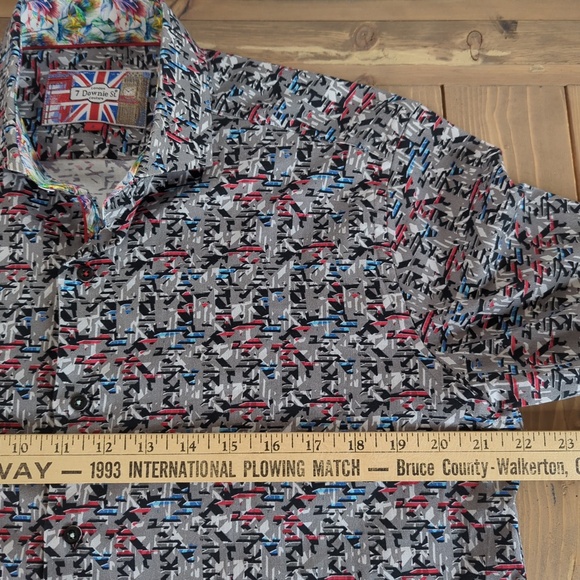 7 Downie St. Men’s Geometric Print Long Sleeve Button Down Flip Cuff Shirt - Picture 8 of 13